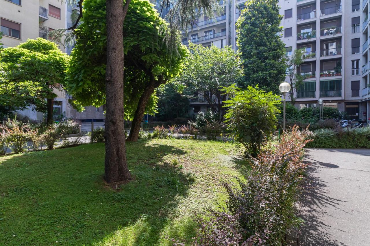 Altido Trendy Flat With Balcony, Easy Access To Milan Centre Lejlighed Eksteriør billede