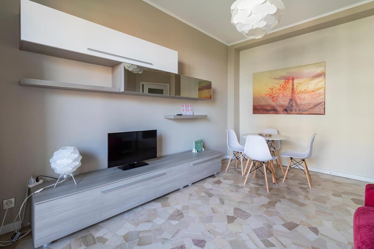 Altido Trendy Flat With Balcony, Easy Access To Milan Centre Lejlighed Eksteriør billede