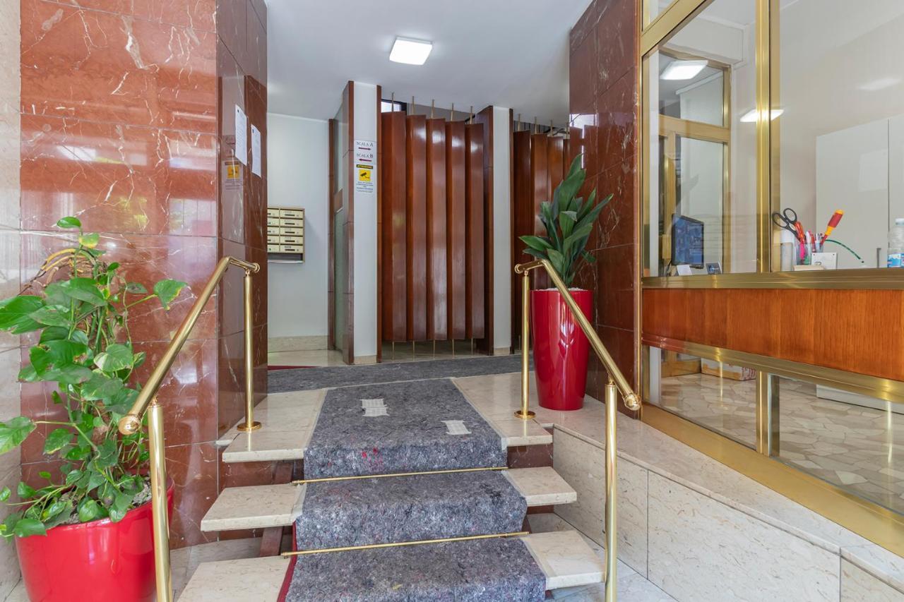 Altido Trendy Flat With Balcony, Easy Access To Milan Centre Lejlighed Eksteriør billede