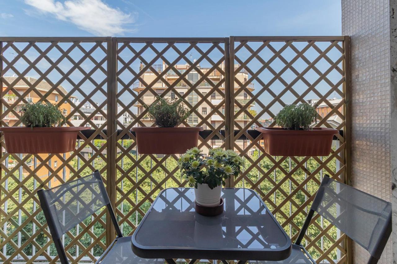 Altido Trendy Flat With Balcony, Easy Access To Milan Centre Lejlighed Eksteriør billede